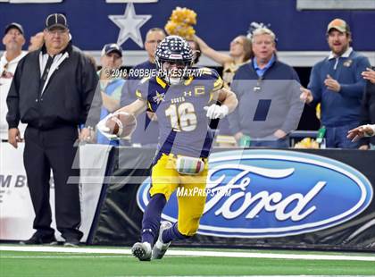 Thumbnail 1 in Highland Park vs. Shadow Creek (UIL 5A Division 1 Championship) photogallery.