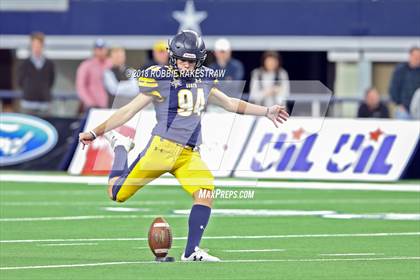 Thumbnail 1 in Highland Park vs. Shadow Creek (UIL 5A Division 1 Championship) photogallery.
