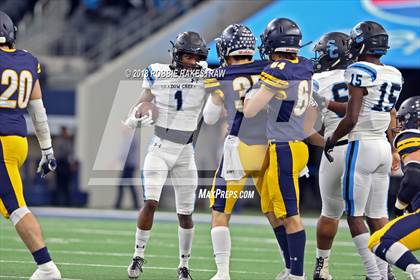 Thumbnail 3 in Highland Park vs. Shadow Creek (UIL 5A Division 1 Championship) photogallery.