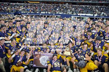Thumbnail 1 in Highland Park vs. Shadow Creek (UIL 5A Division 1 Championship) photogallery.