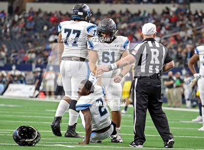Thumbnail 3 in Highland Park vs. Shadow Creek (UIL 5A Division 1 Championship) photogallery.