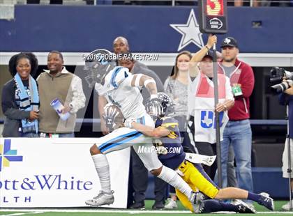Thumbnail 3 in Highland Park vs. Shadow Creek (UIL 5A Division 1 Championship) photogallery.