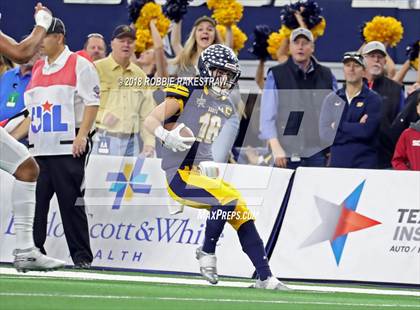Thumbnail 3 in Highland Park vs. Shadow Creek (UIL 5A Division 1 Championship) photogallery.