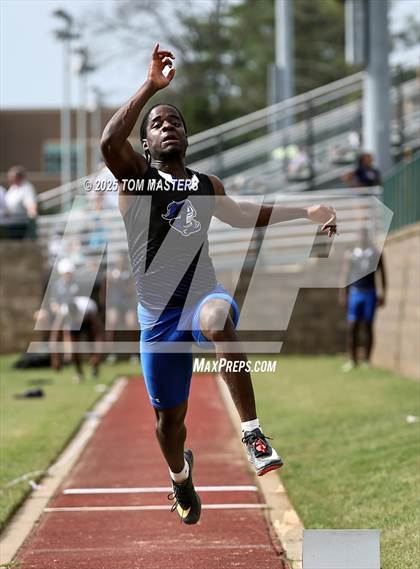 Thumbnail 2 in NCISAA D1 Championship (Long Jump) photogallery.