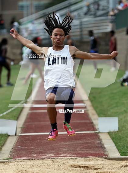 Thumbnail 1 in NCISAA D1 Championship (Long Jump) photogallery.