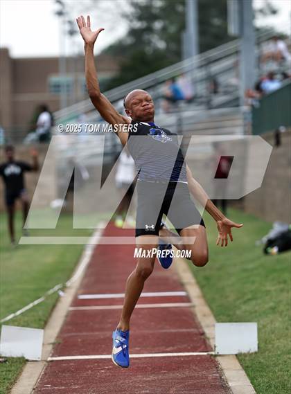 Thumbnail 1 in NCISAA D1 Championship (Long Jump) photogallery.