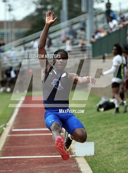 Thumbnail 3 in NCISAA D1 Championship (Long Jump) photogallery.