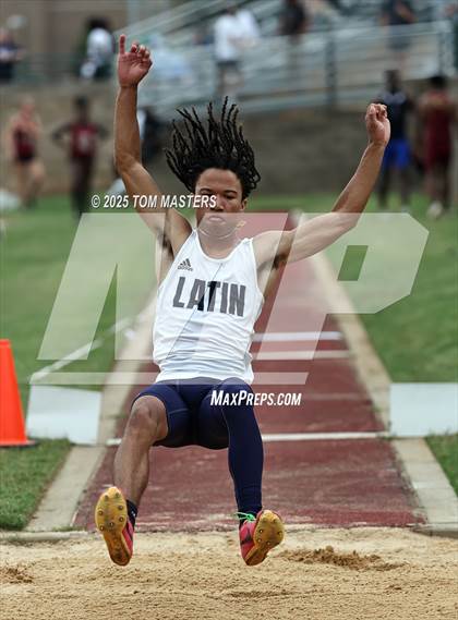 Thumbnail 2 in NCISAA D1 Championship (Long Jump) photogallery.