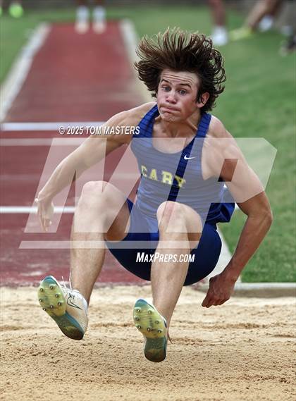Thumbnail 3 in NCISAA D1 Championship (Long Jump) photogallery.