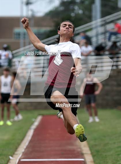 Thumbnail 3 in NCISAA D1 Championship (Long Jump) photogallery.