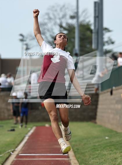 Thumbnail 3 in NCISAA D1 Championship (Long Jump) photogallery.