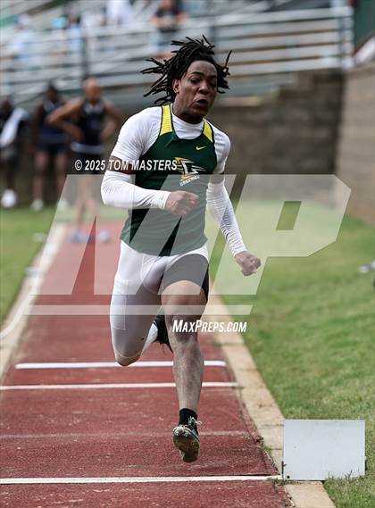 Thumbnail 1 in NCISAA D1 Championship (Long Jump) photogallery.