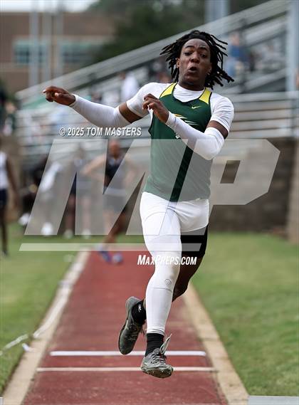 Thumbnail 2 in NCISAA D1 Championship (Long Jump) photogallery.