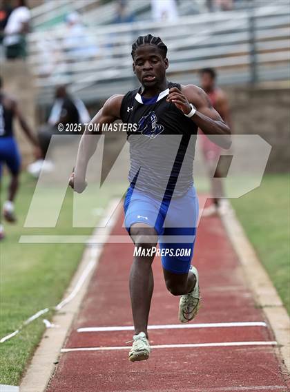 Thumbnail 1 in NCISAA D1 Championship (Long Jump) photogallery.
