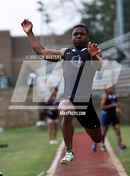 Thumbnail 2 in NCISAA D1 Championship (Long Jump) photogallery.