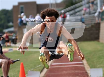 Thumbnail 1 in NCISAA D1 Championship (Long Jump) photogallery.