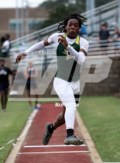 Thumbnail 3 in NCISAA D1 Championship (Long Jump) photogallery.