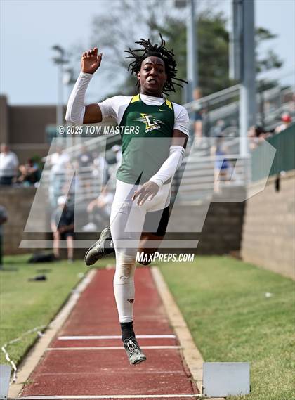 Thumbnail 2 in NCISAA D1 Championship (Long Jump) photogallery.