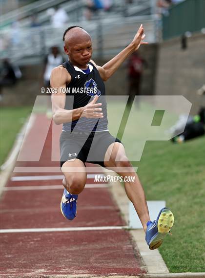 Thumbnail 2 in NCISAA D1 Championship (Long Jump) photogallery.