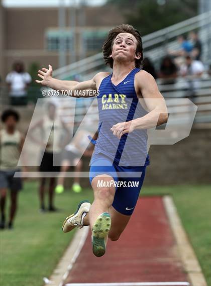 Thumbnail 3 in NCISAA D1 Championship (Long Jump) photogallery.