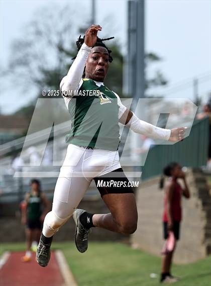 Thumbnail 2 in NCISAA D1 Championship (Long Jump) photogallery.