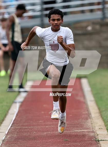 Thumbnail 1 in NCISAA D1 Championship (Long Jump) photogallery.
