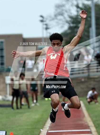 Thumbnail 3 in NCISAA D1 Championship (Long Jump) photogallery.