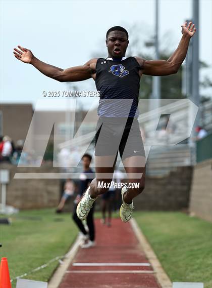 Thumbnail 2 in NCISAA D1 Championship (Long Jump) photogallery.