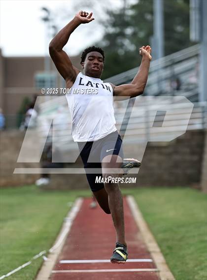Thumbnail 3 in NCISAA D1 Championship (Long Jump) photogallery.