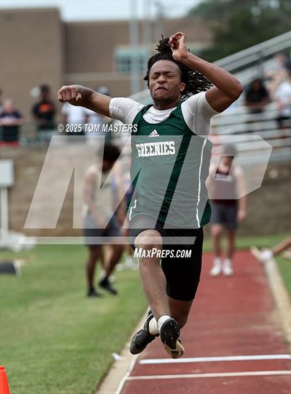 Thumbnail 1 in NCISAA D1 Championship (Long Jump) photogallery.