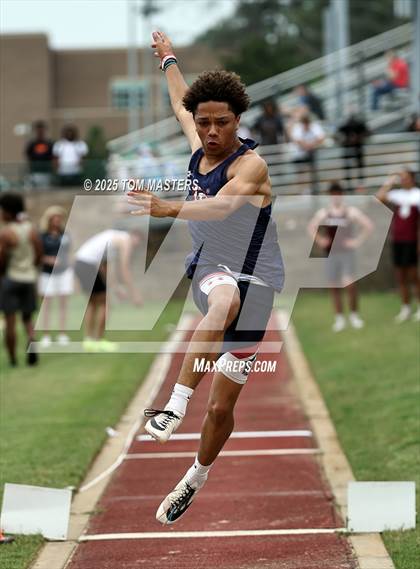 Thumbnail 3 in NCISAA D1 Championship (Long Jump) photogallery.