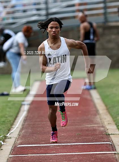 Thumbnail 3 in NCISAA D1 Championship (Long Jump) photogallery.
