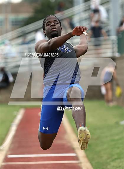 Thumbnail 1 in NCISAA D1 Championship (Long Jump) photogallery.