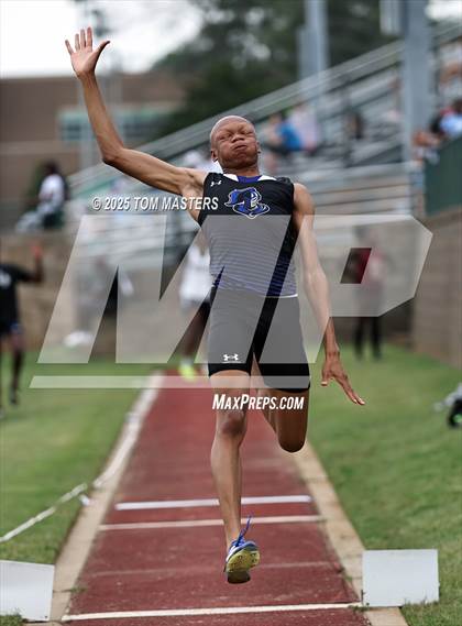 Thumbnail 3 in NCISAA D1 Championship (Long Jump) photogallery.
