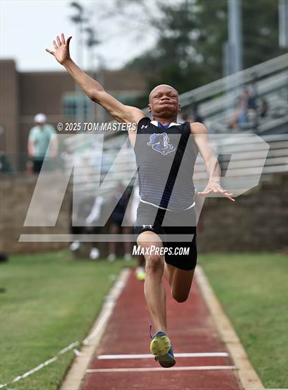Thumbnail 2 in NCISAA D1 Championship (Long Jump) photogallery.