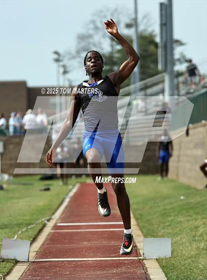 Thumbnail 3 in NCISAA D1 Championship (Long Jump) photogallery.