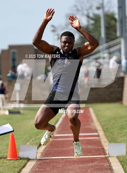 Thumbnail 2 in NCISAA D1 Championship (Long Jump) photogallery.