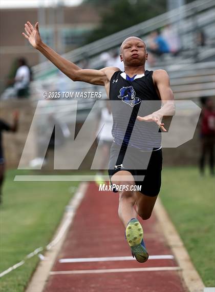 Thumbnail 2 in NCISAA D1 Championship (Long Jump) photogallery.