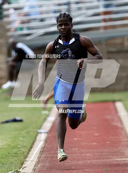 Thumbnail 3 in NCISAA D1 Championship (Long Jump) photogallery.