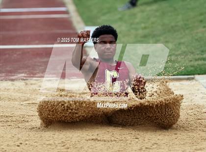 Thumbnail 3 in NCISAA D1 Championship (Long Jump) photogallery.