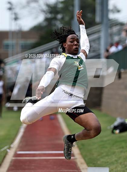 Thumbnail 2 in NCISAA D1 Championship (Long Jump) photogallery.