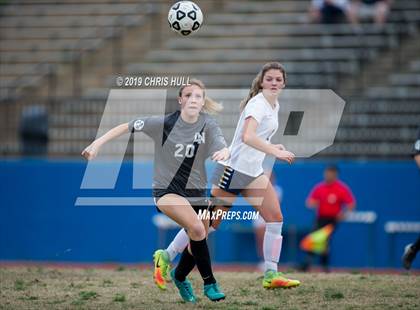 Thumbnail 3 in South Iredell vs. Lake Norman photogallery.