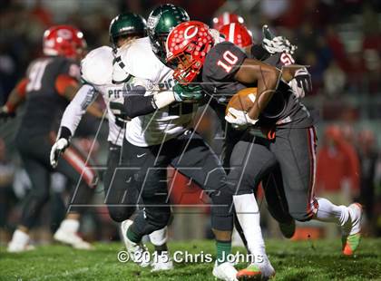 Thumbnail 3 in Pattonville vs. Chaminade photogallery.