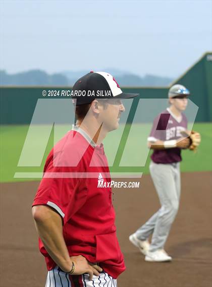 Thumbnail 2 in East Bernard vs Diboll (UIL Baseball 3A Region 3 Area) photogallery.