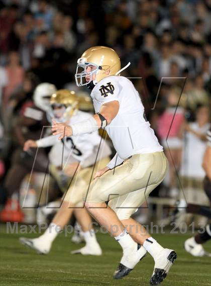 Thumbnail 2 in Notre Dame @ Crespi photogallery.