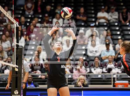 Thumbnail 3 in Iola vs. Schulenburg (UIL 2A Volleyball Semi-Final) photogallery.