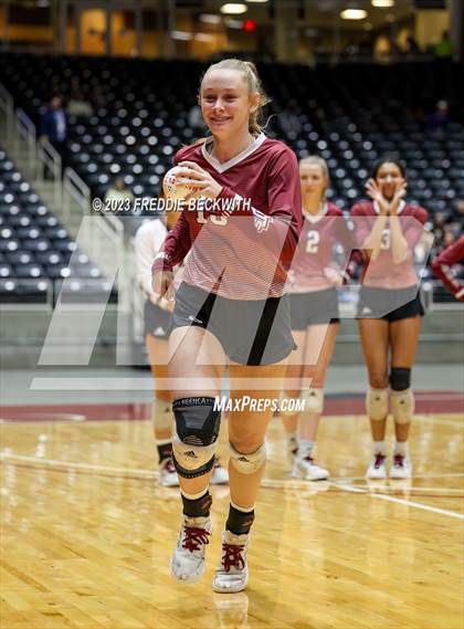 Thumbnail 2 in Iola vs. Schulenburg (UIL 2A Volleyball Semi-Final) photogallery.