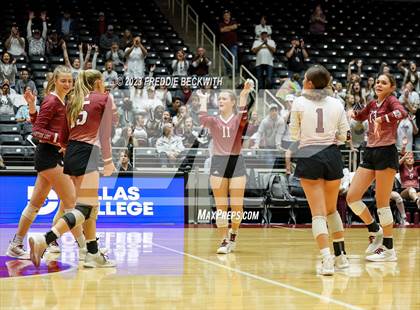 Thumbnail 1 in Iola vs. Schulenburg (UIL 2A Volleyball Semi-Final) photogallery.