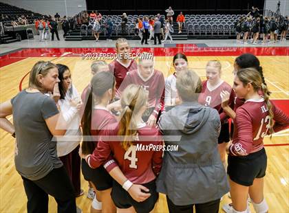 Thumbnail 3 in Iola vs. Schulenburg (UIL 2A Volleyball Semi-Final) photogallery.