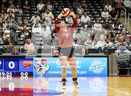 Thumbnail 2 in Iola vs. Schulenburg (UIL 2A Volleyball Semi-Final) photogallery.